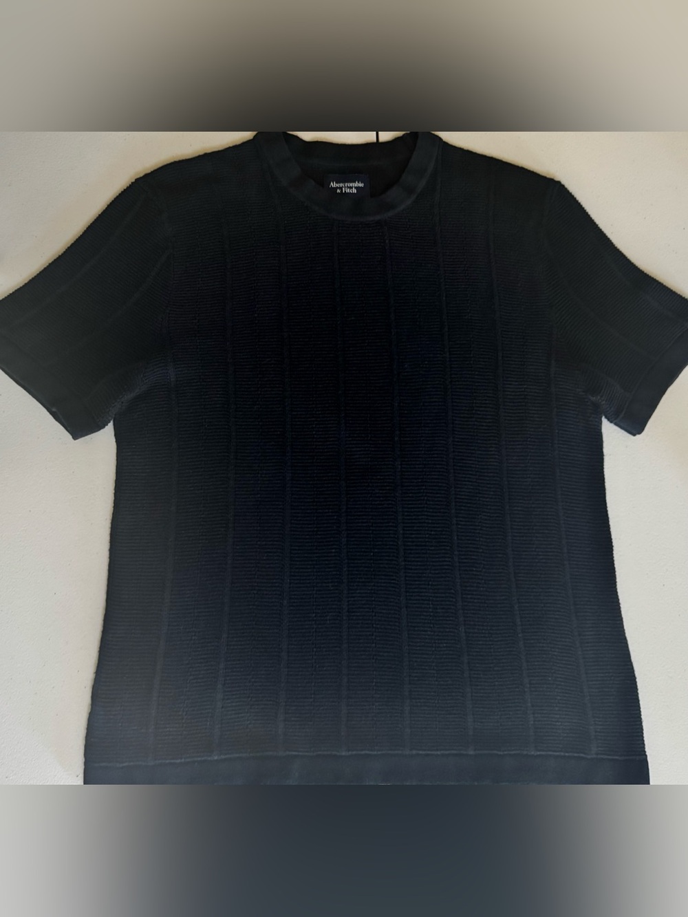 Abercrombie & Fitch Men’s Black Ribbed Knit Crew Neck Short Sleeve Sweater